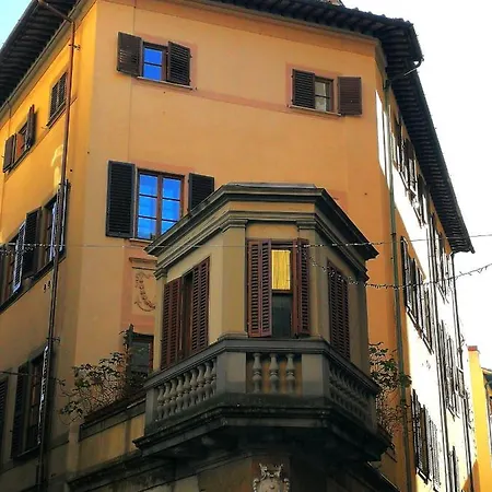 Pitti Loft דירה *