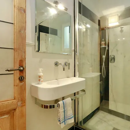 55 M2, 2 Yatak Odalı, 1 Banyolu Daire, Historical Center Bölgesinde Daire Floransa