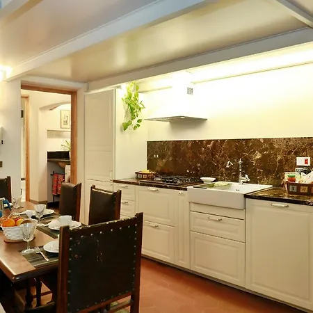 Pitti Loft דירה *
